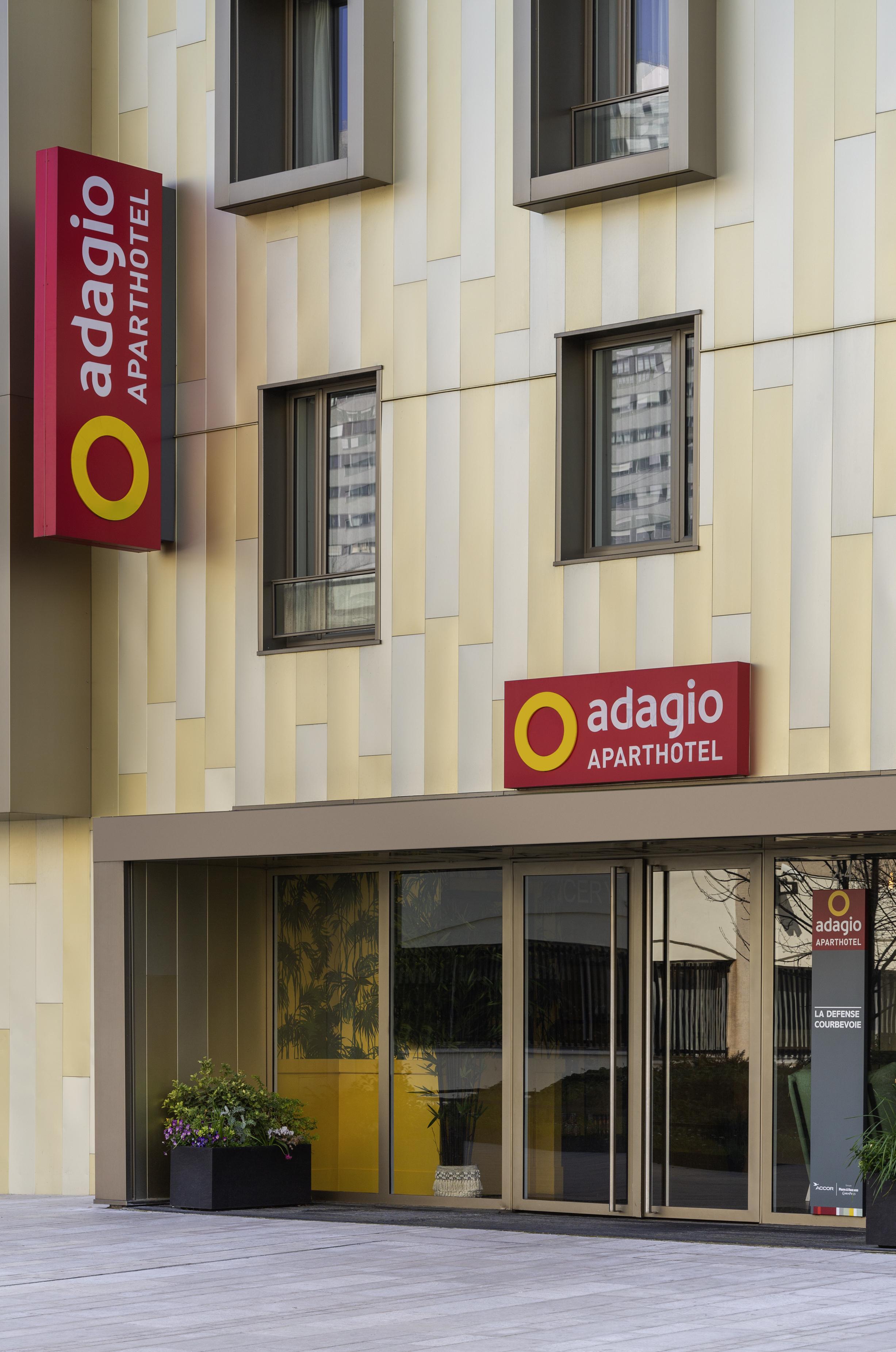 Aparthotel Adagio La Defense Courbevoie Luaran gambar